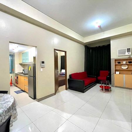 Lovely 2 Bed Room Condo Infront Of Naia Terminal 3 マニラ市 エクステリア 写真