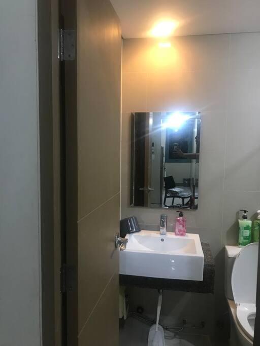 Lovely 2 Bed Room Condo Infront Of Naia Terminal 3 マニラ市 エクステリア 写真