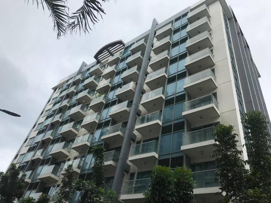 Lovely 2 Bed Room Condo Infront Of Naia Terminal 3 マニラ市 エクステリア 写真